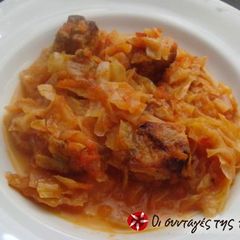 A picture of Cabbage with rice.