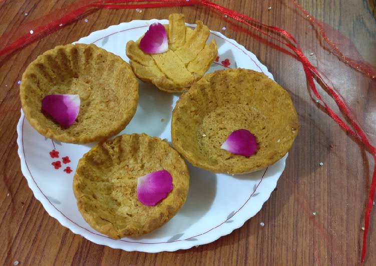 Water chestnut (Rajgiri flour) tarts