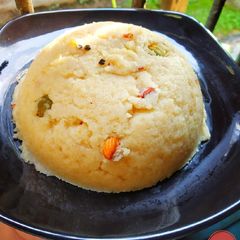 A picture of Sooji ka halwa.