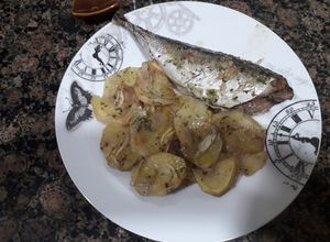 Foto principal de Jurel al horno con patatas