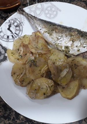 Foto principal de Jurel al horno con patatas