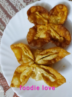 சிக்கன் போக்கட்ஸ் (Chicken pockets recipe in tamil) செய்முறை முக்கிய புகைப்படம்