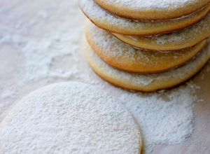 Una foto de Korzhik de leche o la galleta seca