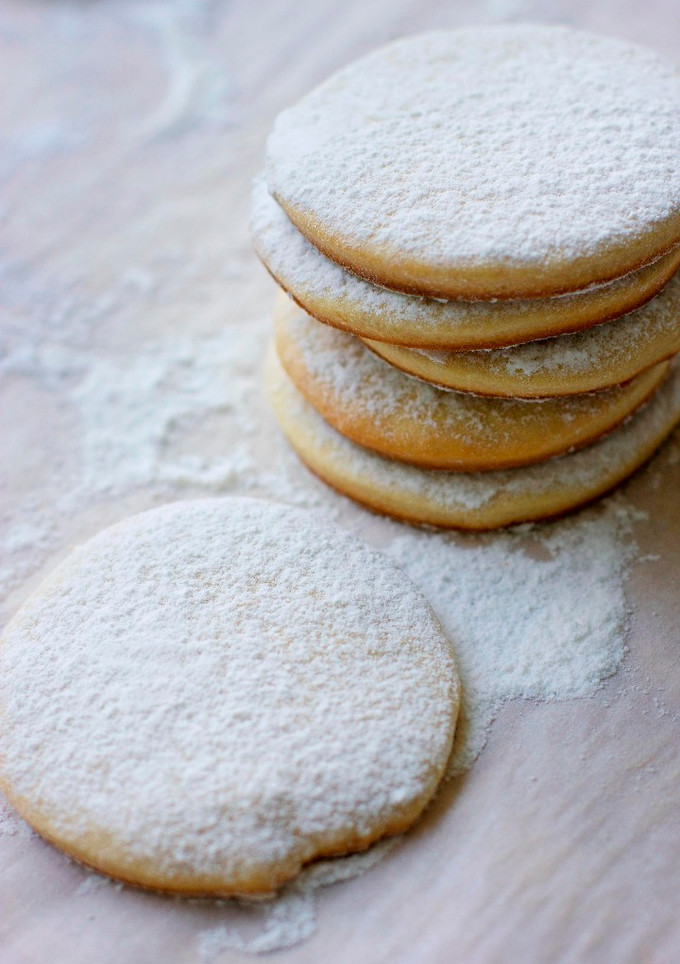 Una foto de Korzhik de leche o la galleta seca