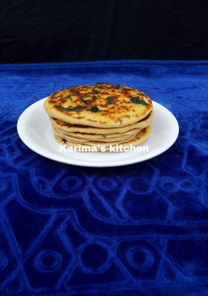 A picture of Egg pita bread.
