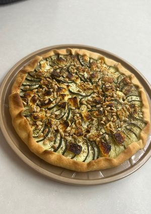 Une photo de Tartes aux courgettes, miel et feta