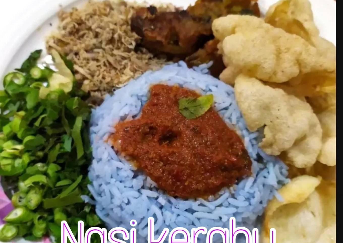 Nasi kepiting dengan bunga kacang polong