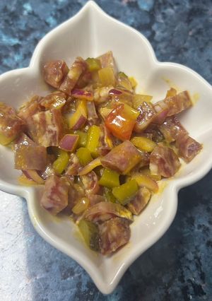 Una foto de Tartar de fuet