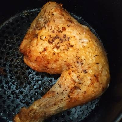 Muslo de pollo en freidora sin aceite Receta de Isabel Zam- Cookpad