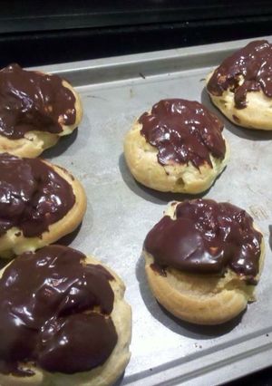 A picture of Choux Pastry with chocolate custard filling.