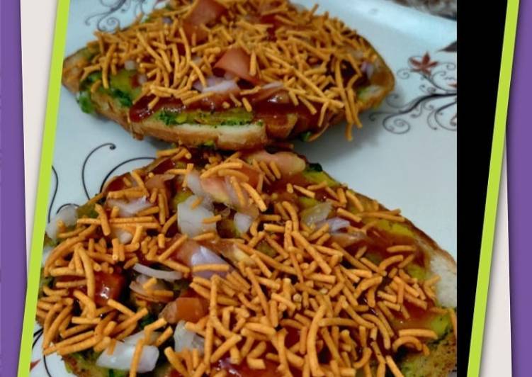 Steps to Prepare Award-winning Vegetable Toast with Spicy Coriander Chutney