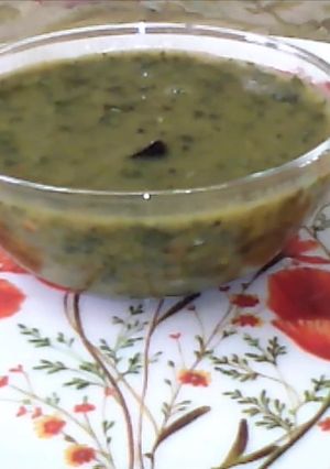 A picture of Healthy Mooligai Mudakathan Thoothuvalai Keerai Masiyal - calcium rich.