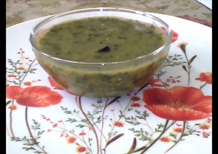 How to Cook Favorite Healthy Mooligai Mudakathan Thoothuvalai Keerai Masiyal - calcium rich