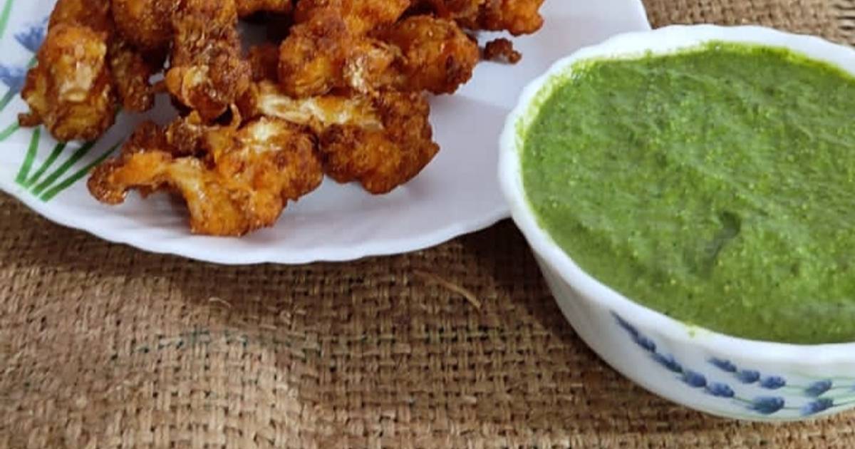 Jigna Patel દ્વારા રેસીપી કોલી ફ્લાવર ના ભજીયા (Cauliflower Bhajiya