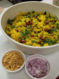 कांदा पोहा की रेसिपी(kanda poha ki recipe in hindi) रेसिपी मुख्य फोटो