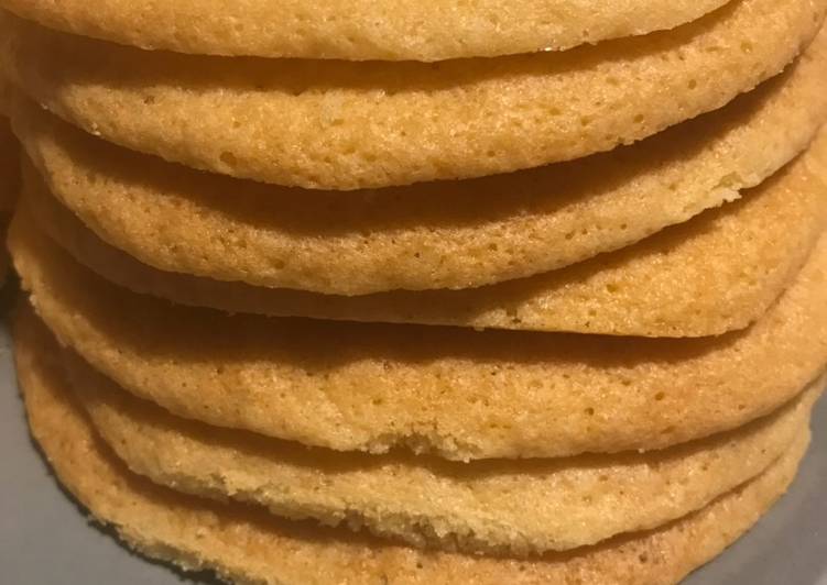 Coquetes de bescuit 😋
(tortitas de bizcocho)