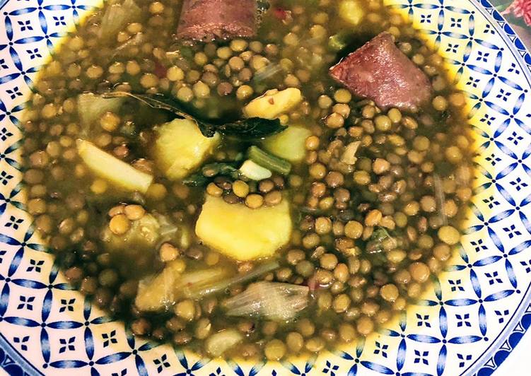 Lentejas con verdura y choricito