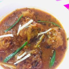 A picture of Lauki kofta.