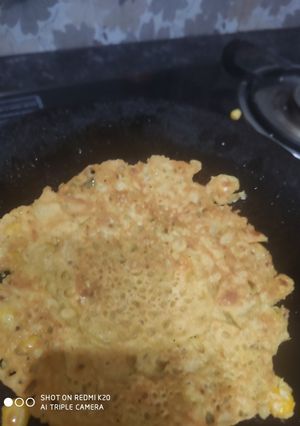 A picture of Suji besan chilla with sweet corn.