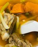 Canh bí đỏ hầm xương