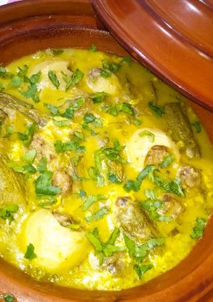 A picture of Dolma Ftajin (Stuffed Vegetables Stew).