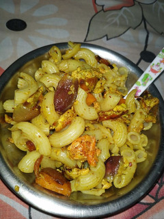 मैकरॉनी (macaroni recipe in Hindi) रेसिपी मुख्य फोटो