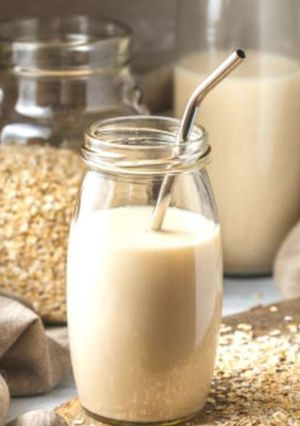 Una foto de Leche de avena casera