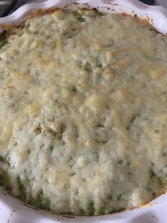 Una foto de Budín de arroz integral y brócoli