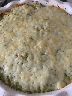 Una foto de Budín de arroz integral y brócoli