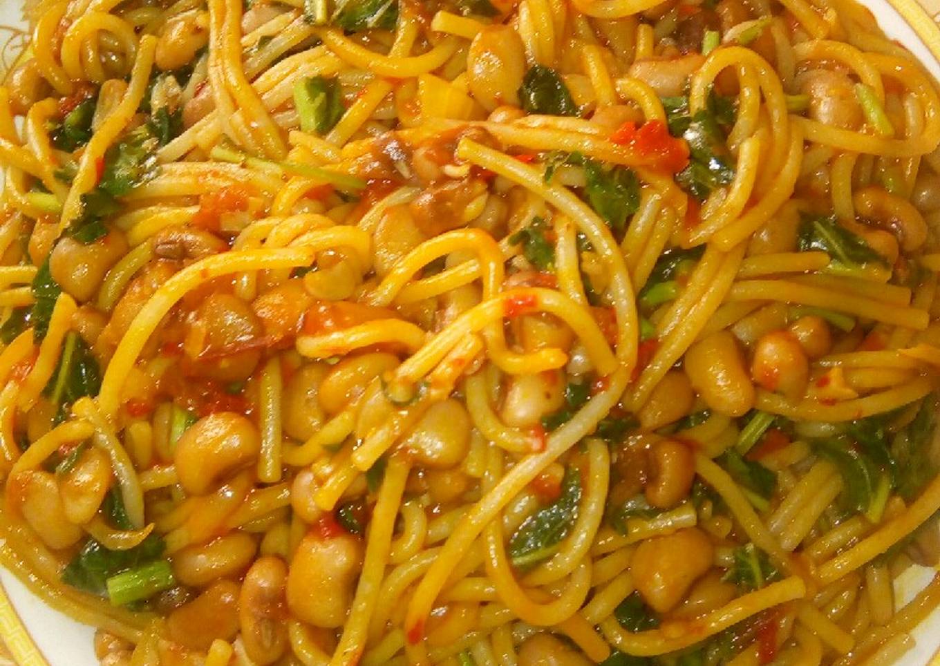 Spaghetti and beans with alanyahu