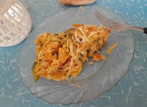 Una foto de Arroz, zapallito, acelga morada y acelga amarilla