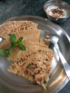 मूली के पराठे (mooli ke parathe recipe in Hindi) रेसिपी मुख्य फोटो