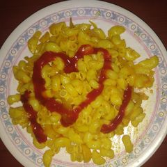 A picture of Macaroni.