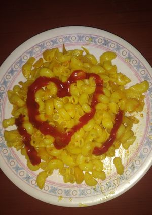 A picture of Macaroni.
