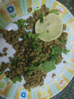 મગ(mag recipe in Gujarati) રેસીપી મુખ્ય ફોટો