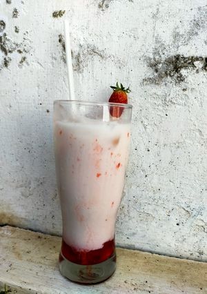 Foto resep Korean Strawberry Milk 🍓