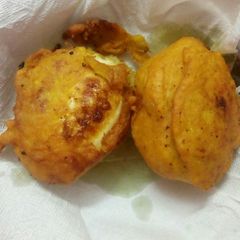 A picture of Egg pakoda.