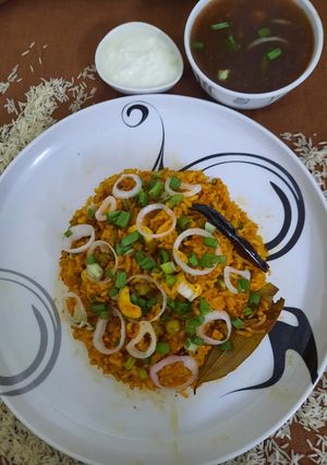 સ્પાઇસી બિરયાની (Spicy Biryani Recipe in Gujarati) રેસીપી મુખ્ય ફોટો