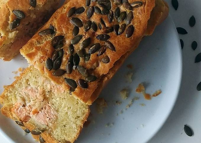 Cake salé sans gluten, sans lactose aux graines de courge