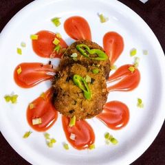 A picture of Shami kabab!.