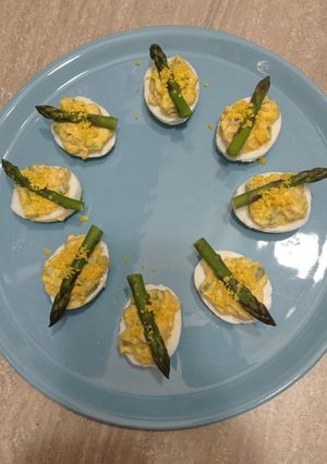 Foto di Uova ripiene agli #asparagi