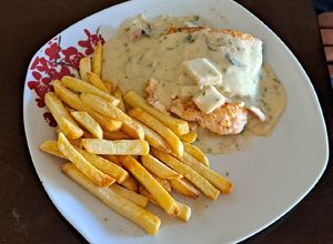 Una foto de Salmón en salsa margarita