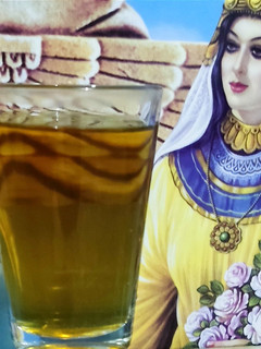 عکسی از دستور دمنوش معطر (بادرنجبویه ، بابونه ،گل گندم ، آویشن)