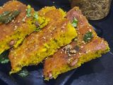 રવા હાંડવો (Rava Handvo Recipe In Gujarati)