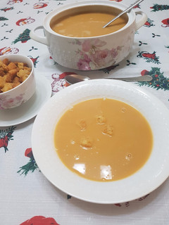 Una foto de Crema de Langostinos
