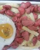 Salchipapas caseras