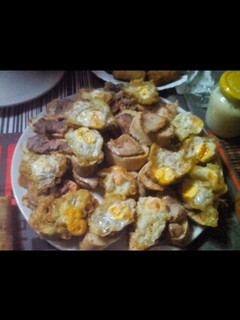Una foto de Montaditos de lomo