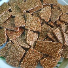 Til and gud ki chikki A picture of Til and gud ki chikki.