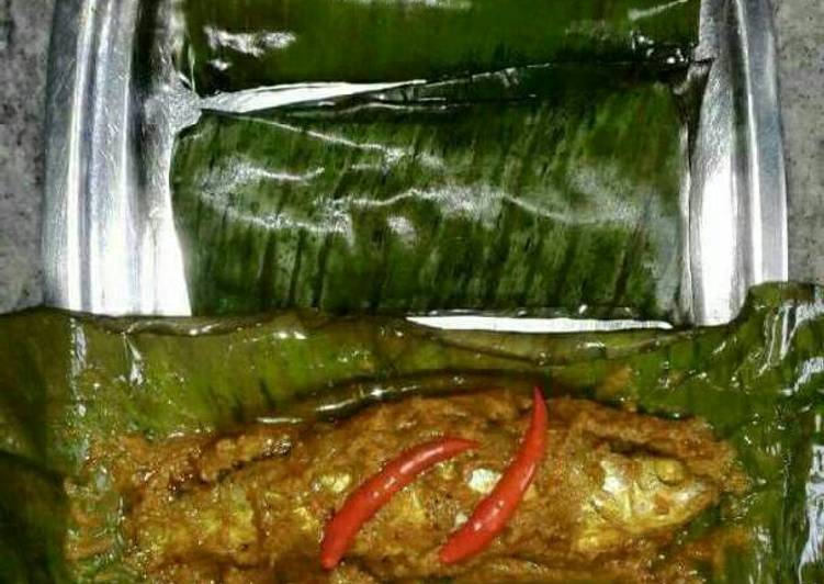 Easiest Way to Prepare Ultimate Banana leaf steam fish