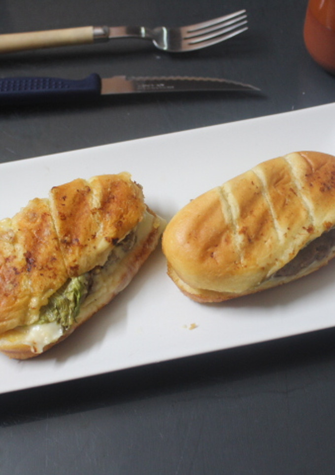 Una foto de Hamburguesas caseras en panes de leche